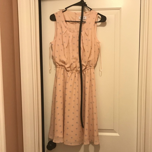 Elle Dress - Picture 1 of 2